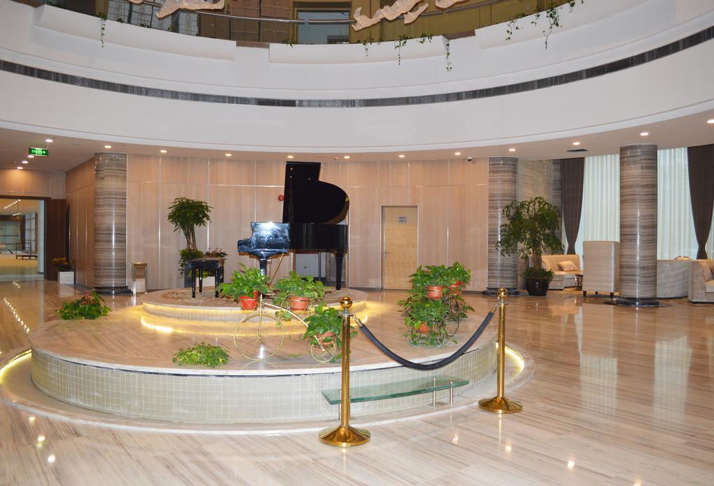 Noble Center Hotel Shanghai Esterno foto