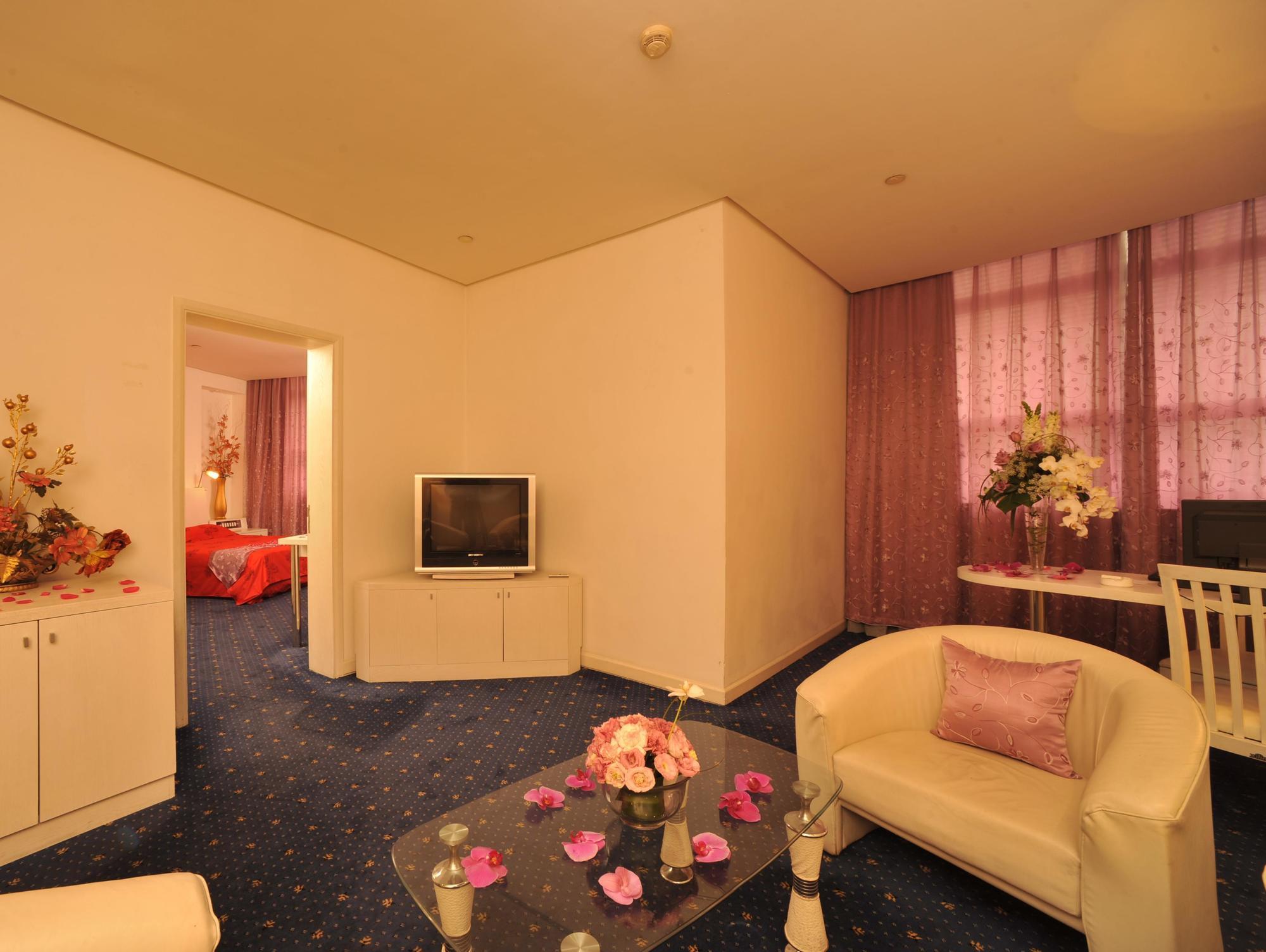 Noble Center Hotel Shanghai Esterno foto