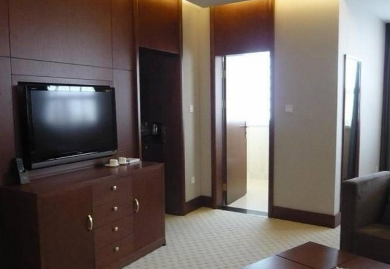 Noble Center Hotel Shanghai Esterno foto
