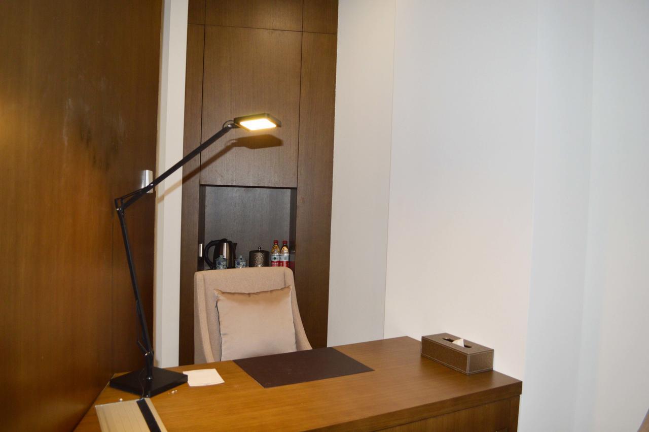 Noble Center Hotel Shanghai Esterno foto