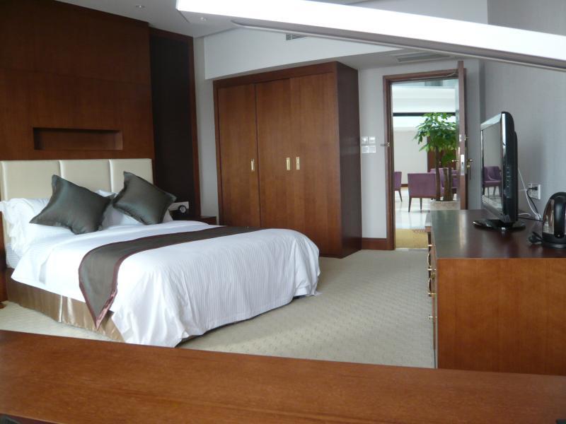 Noble Center Hotel Shanghai Esterno foto